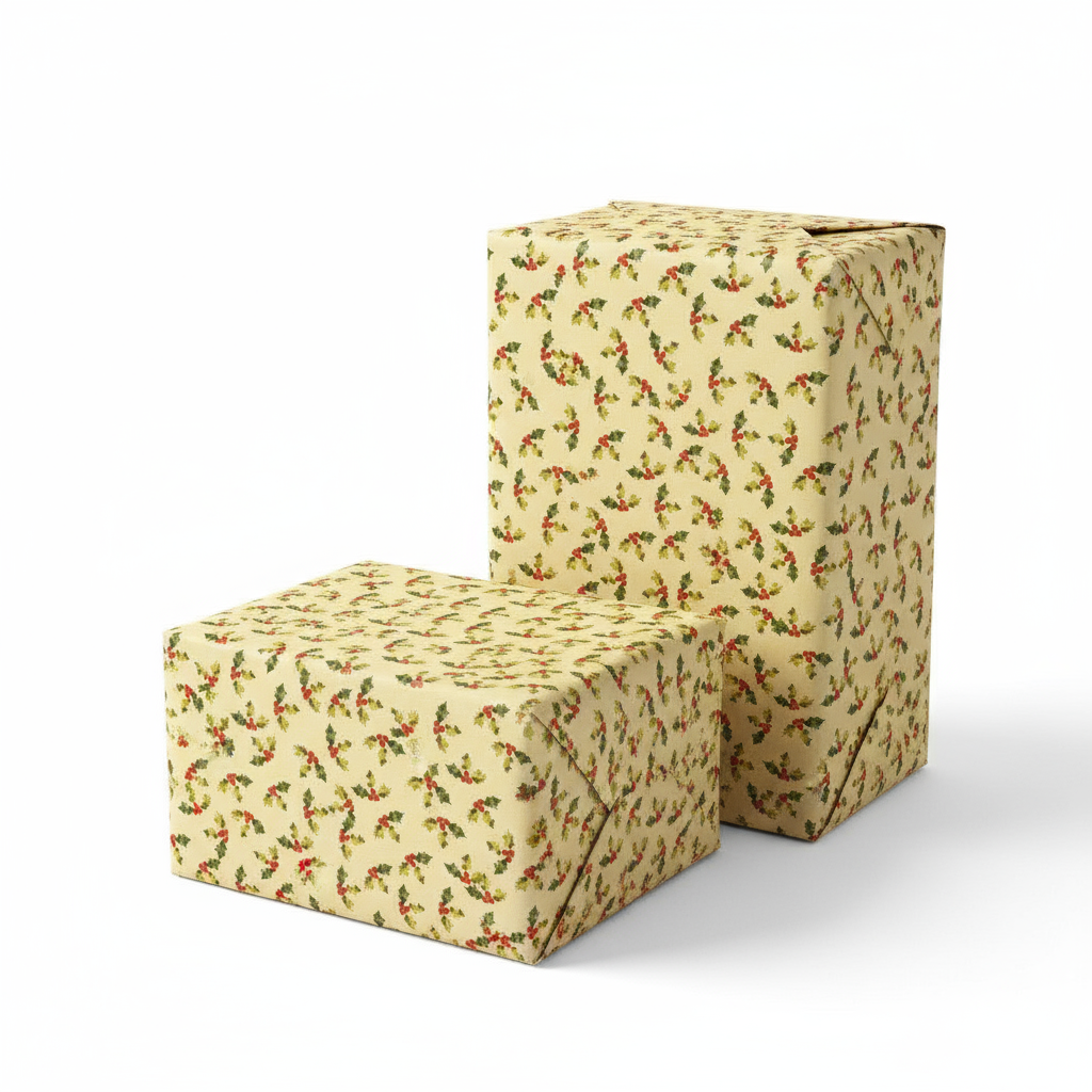 Hartie de impachetat Craciun traditional 8 m model cu bobite rosii - Nitzi.ro