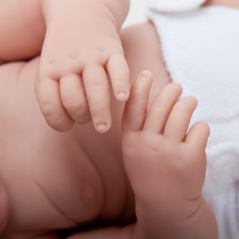 Papusa Bebe in costum roz cu palarie - Nitzi.ro