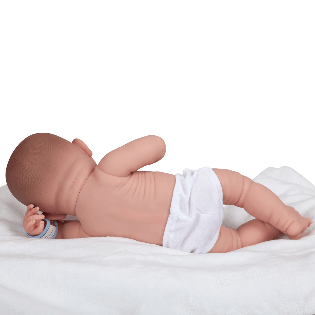 Papusa Bebe cu pelerina alba - Nitzi.ro