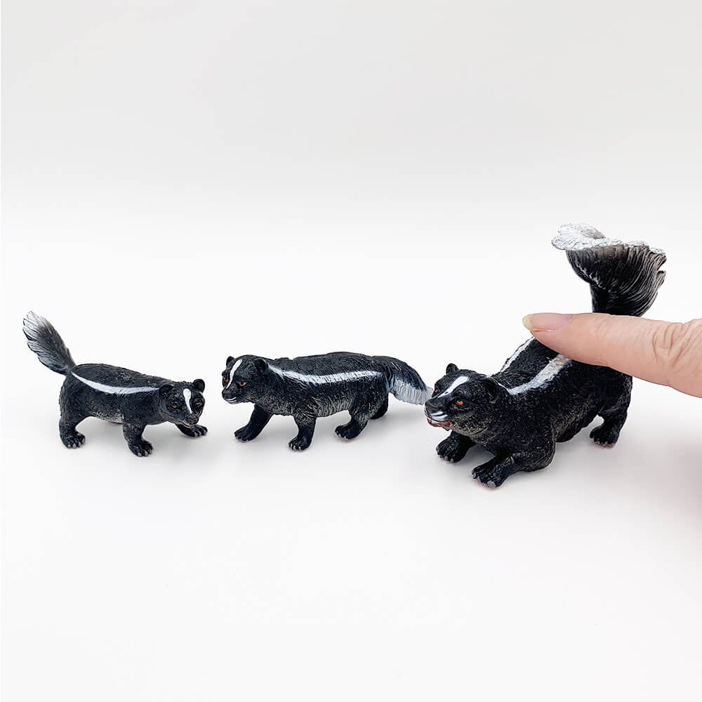 Sconcs cu pui set 3 figurine