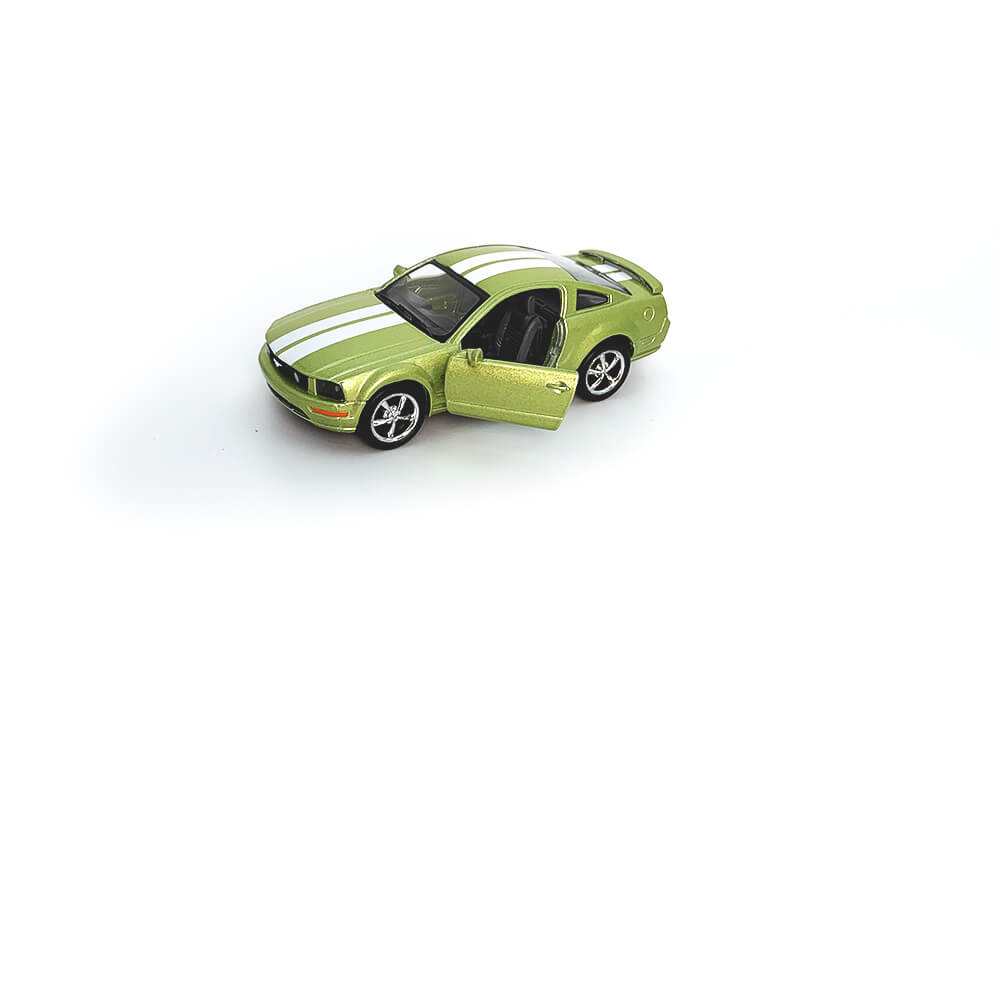 Masina metalica Ford Mustang GT 2006