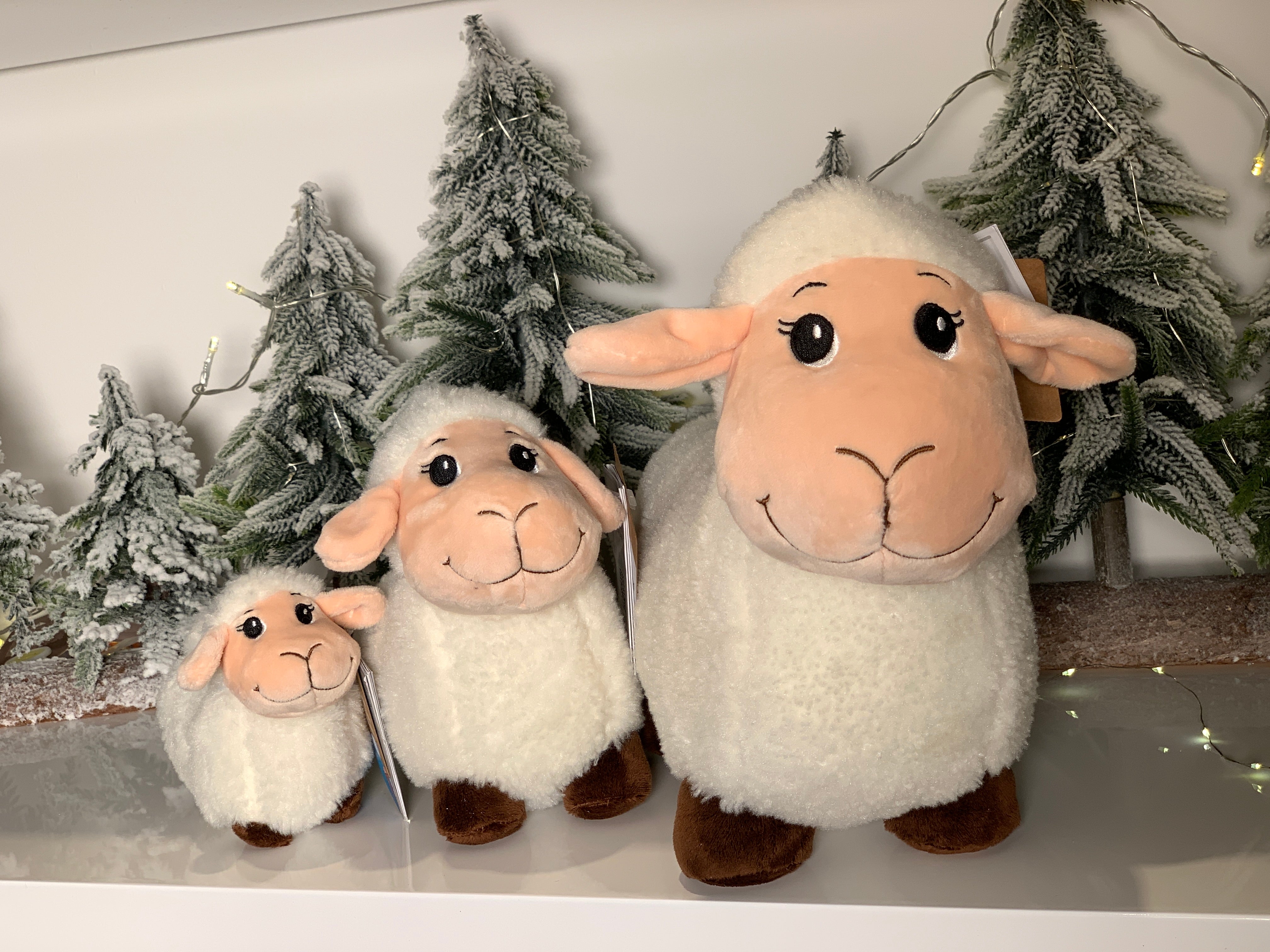 Jucărie copii Oaie de plus medie alba Gisella 22 cm