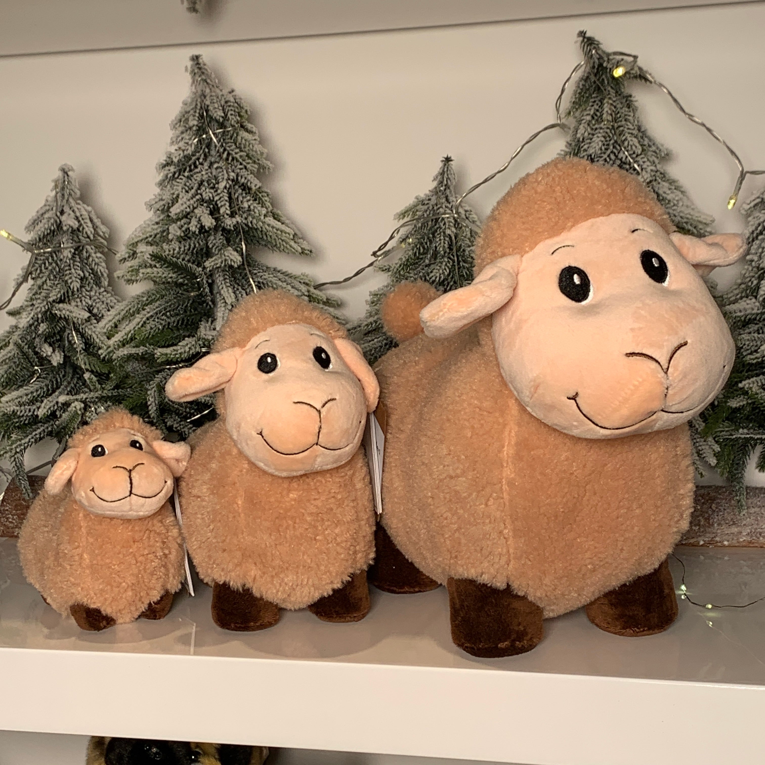 Jucărie copii Oaie de plus medie alba Gisella 22 cm