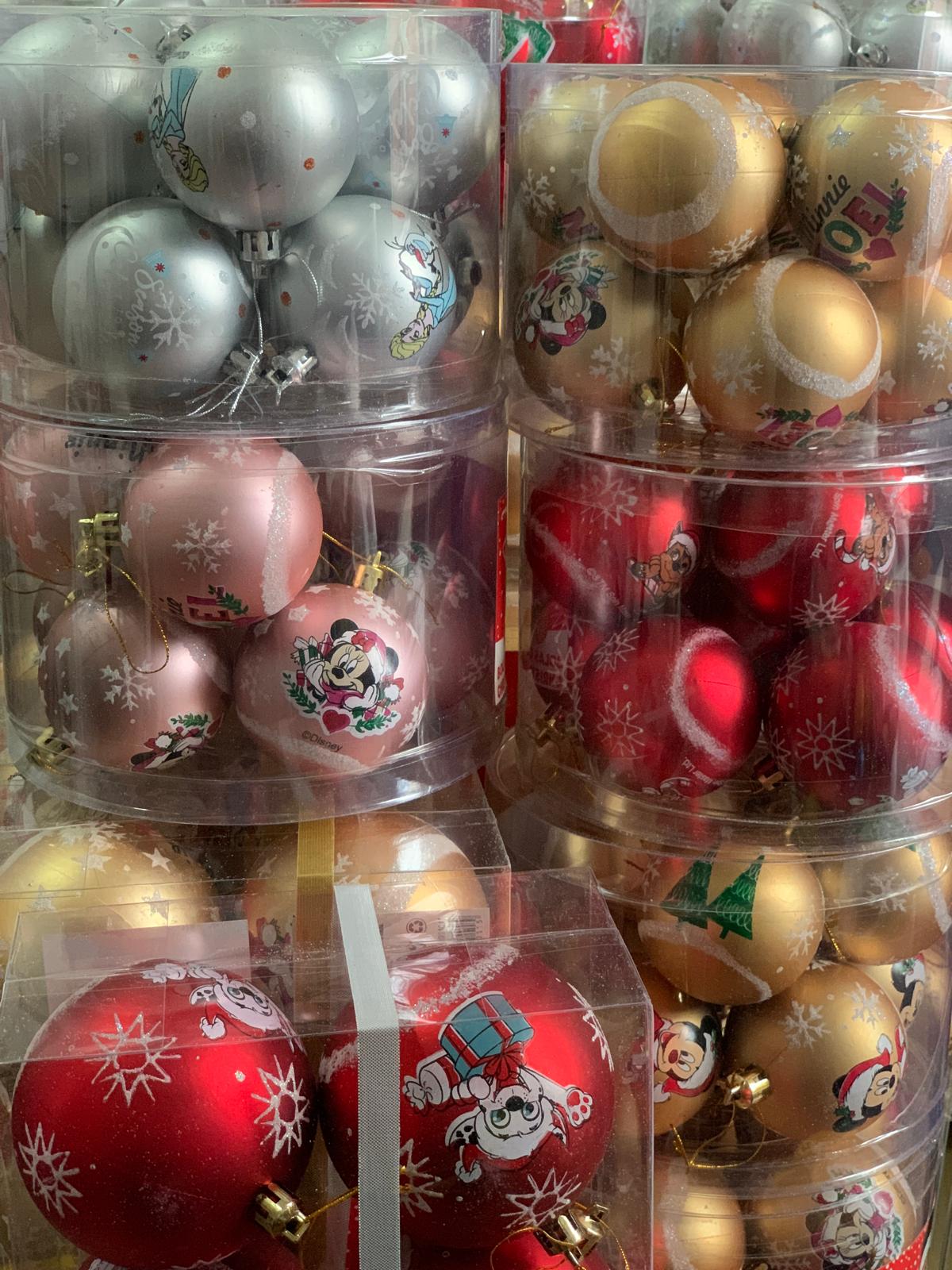 Globuri cu persoanle Disney pentru primul brad