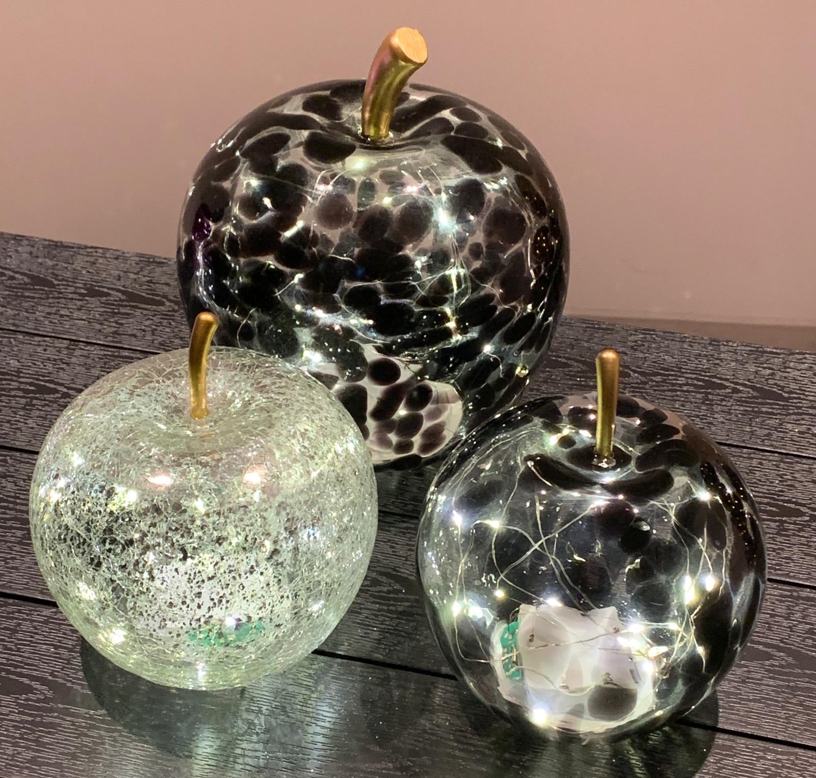 Mar decorativ cu leduri un decor interesant pentru masa festiva de sarbatori