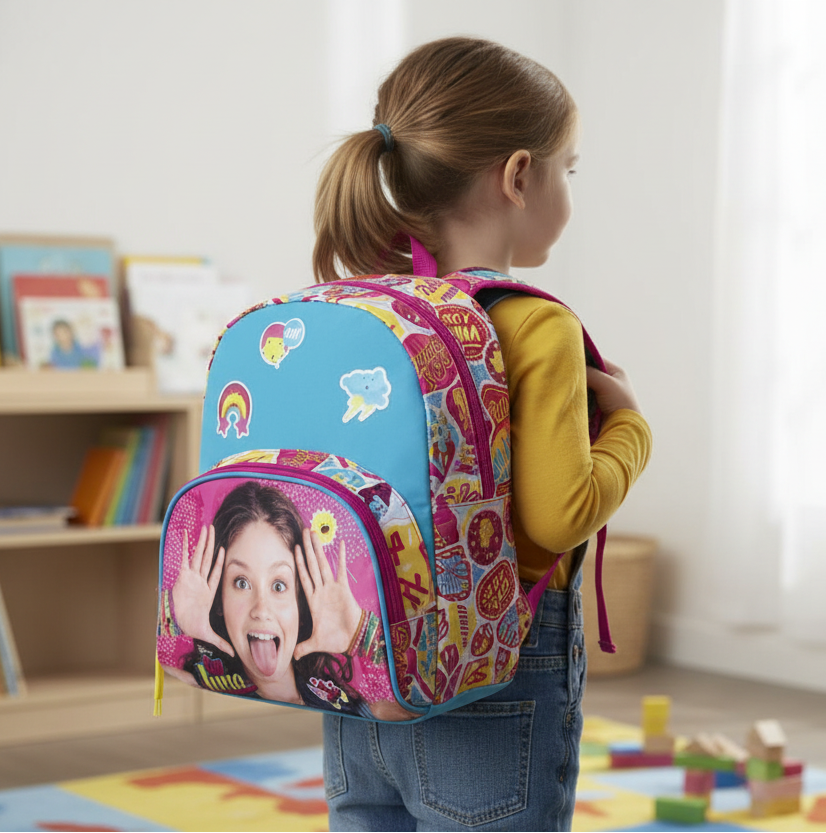 Dacă școala ar avea o coloană sonoră, rucsacul Soy Luna ar fi hitul principal, 34 cm inaltime