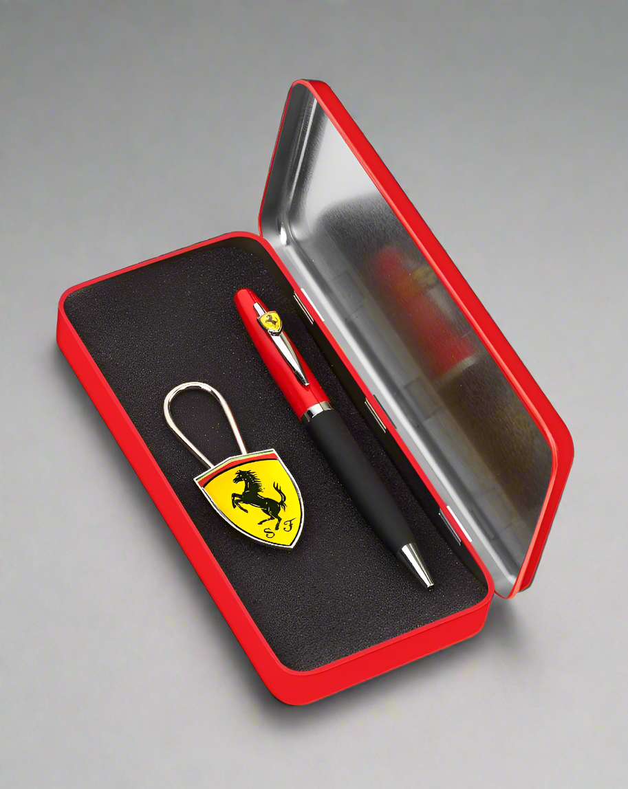 eleganta intr-o cutie, un cadou embelamtic pentru cei care adora ferrari