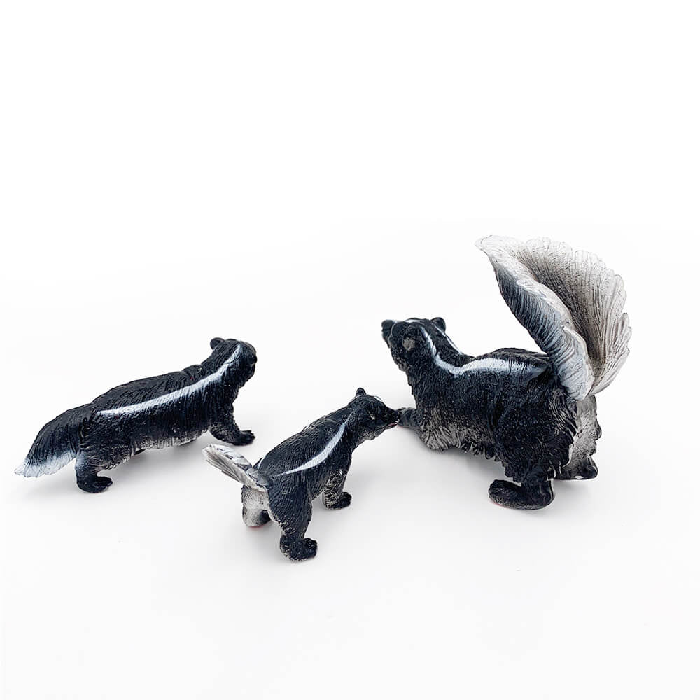 Sconcs cu pui set 3 figurine