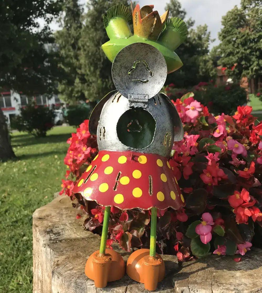 Decoratiune gradina-Broscuta cu inima