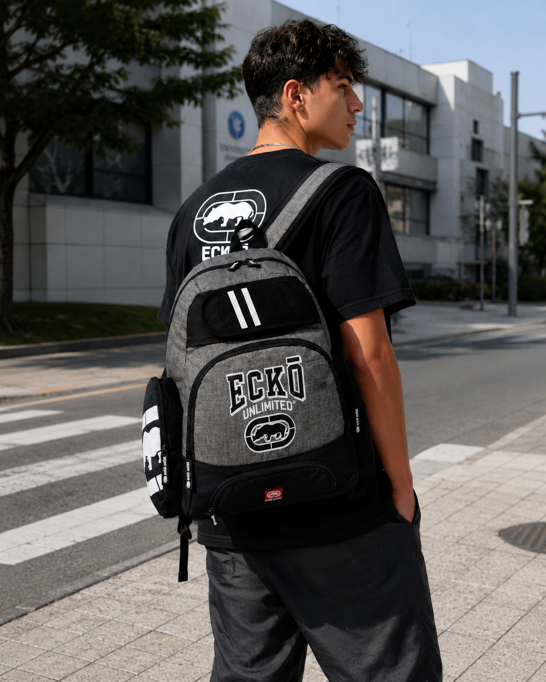 rucsac gri Ecko cu buzunare laterale și fermoar, 42 cm