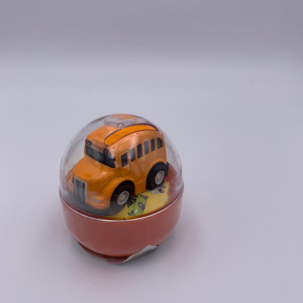 Mini masinuta diecast in capsula