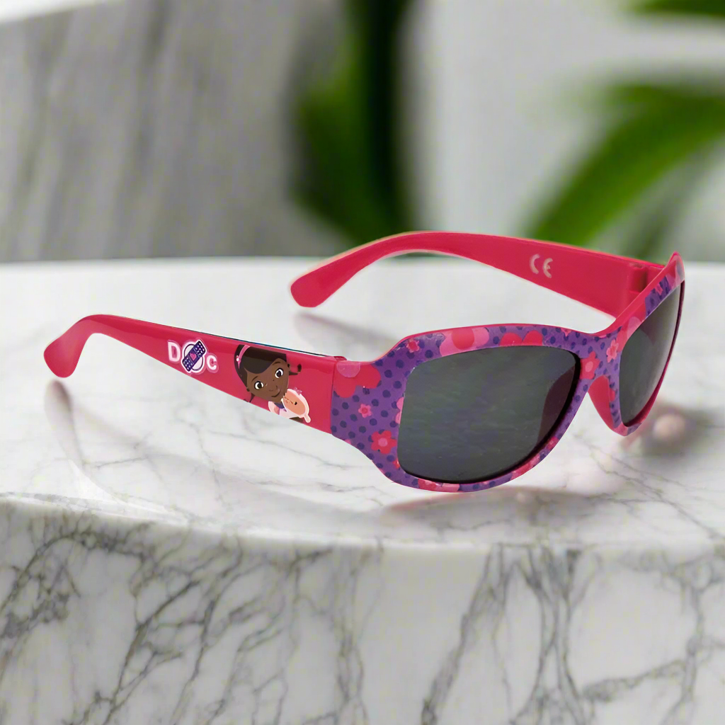Ochelari de soare roz pentru fetițe cu Doc McStuffins – protecție UV și design jucăuș