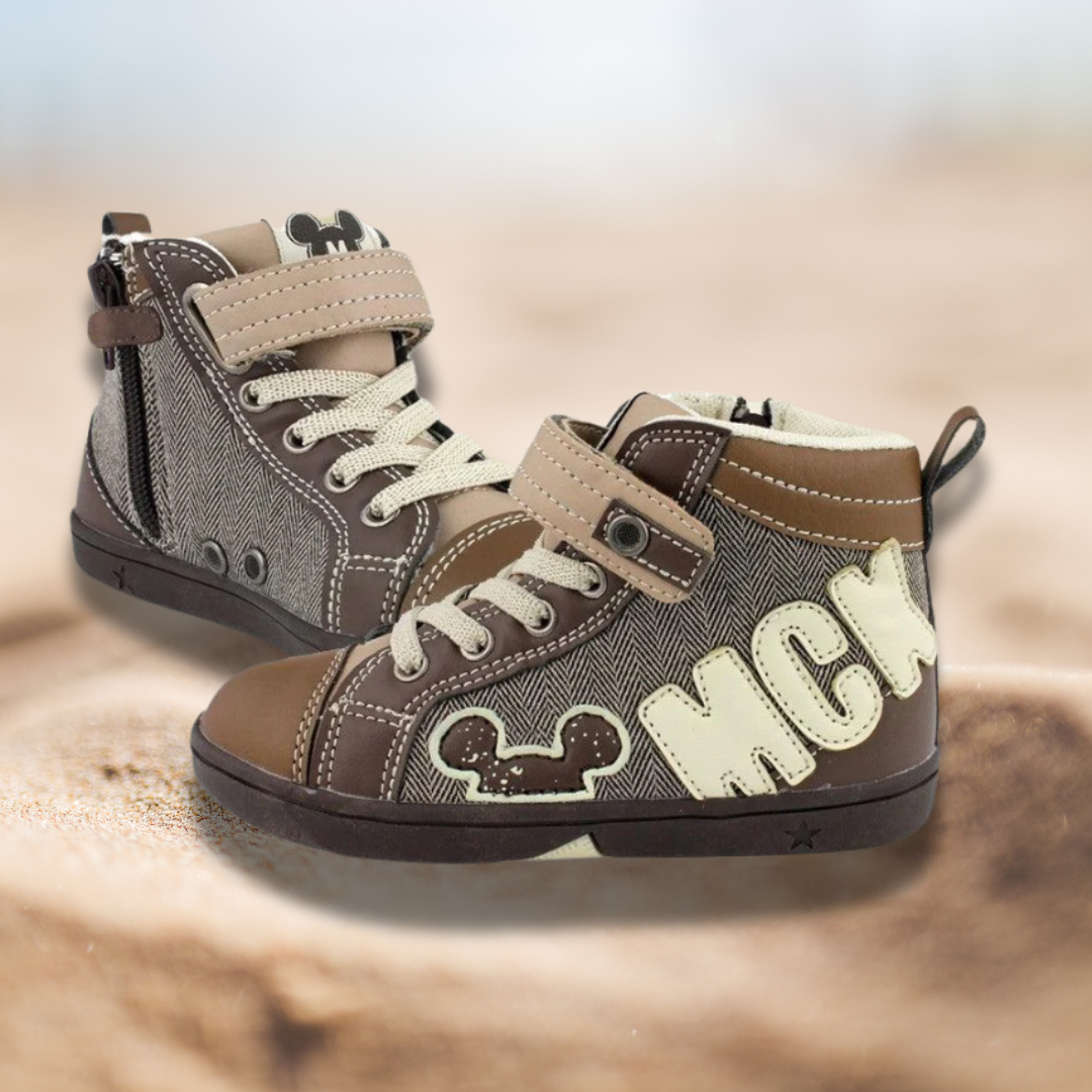 sneakers Mickei Mouse maron pentru baieti marimi 31-35 - f usori